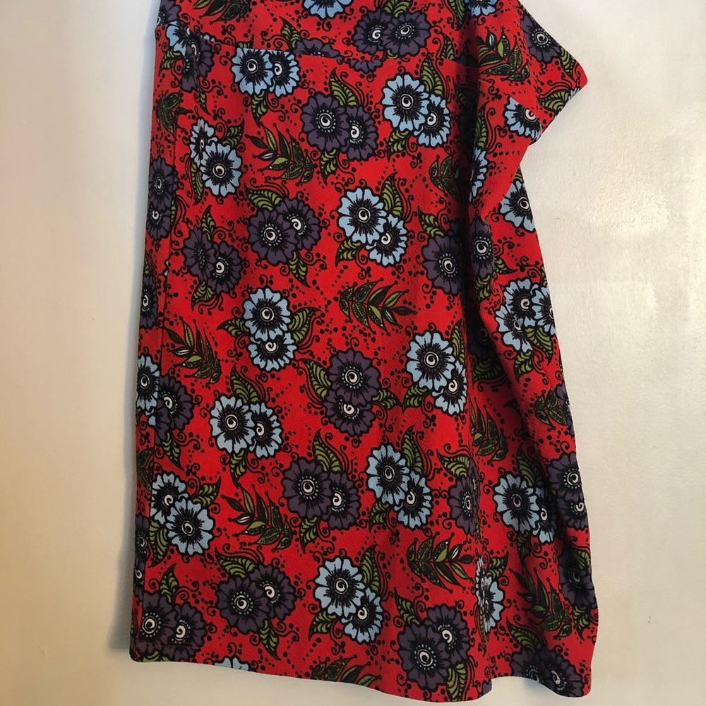 LulaRoe graphic flower skirt